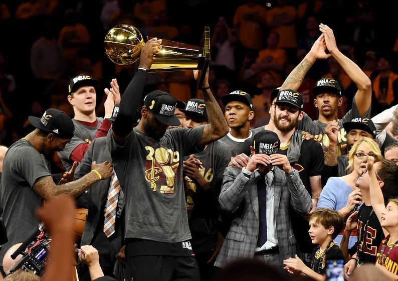 克利夫兰骑士14年阵容，一段传奇的旅程