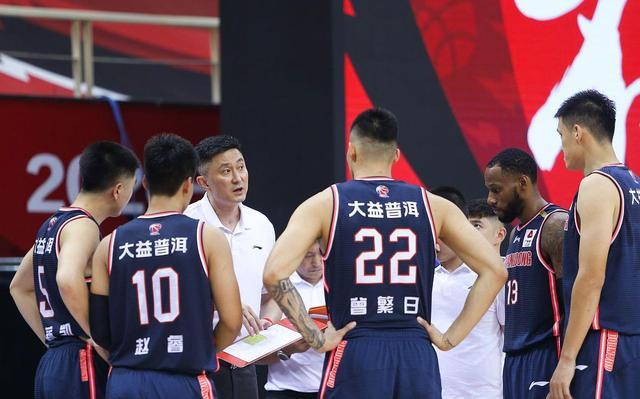 四大中锋男篮，篮球史上的传奇与传承